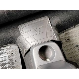 Hintere Mittelsteg Gummimatte (Stingray Premium) Skoda Fabia 2007-2014 Foto 2
