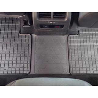 Hintere Mittelsteg Gummimatte (Stingray Premium) Volkswagen Touran 2015- Foto 1