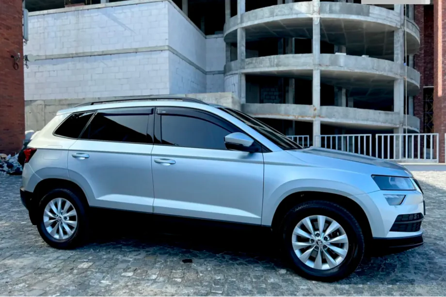 Skoda Karoq 2018- Windabweiser (4 Stk, HIC) Image
