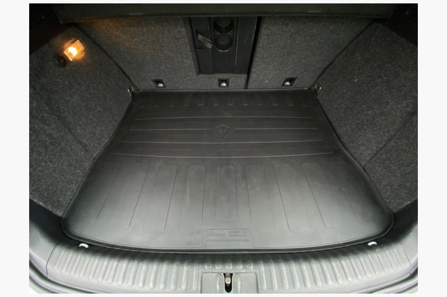 Volkswagen Tiguan 2007-2016 Gummi Kofferraumwanne (Stingray) Image