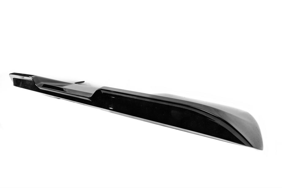 Toyota Land Cruiser 300 2021- Modelista Spoiler Schwarz Foto 12