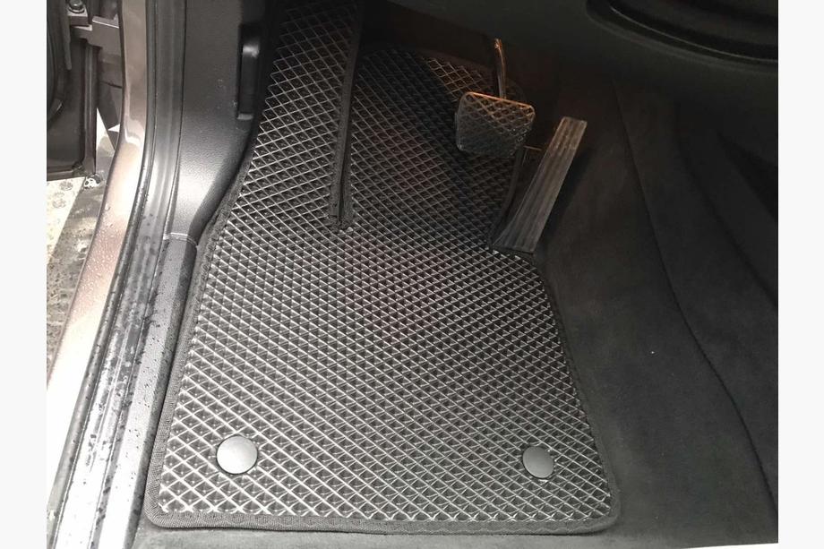 BMW X6 E71 2008–2014 EVA Fußmatten V-1 (Schwarz) Image