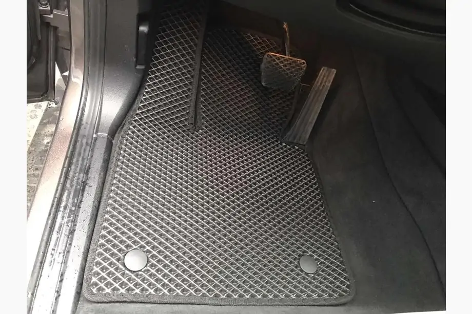 BMW X5 E70 2007-2013 EVA Fußmatten V-1 (schwarz) Image