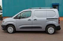 Citroen Berlingo/Multispace 2018- Dachreling Skyport (silber) Foto 6