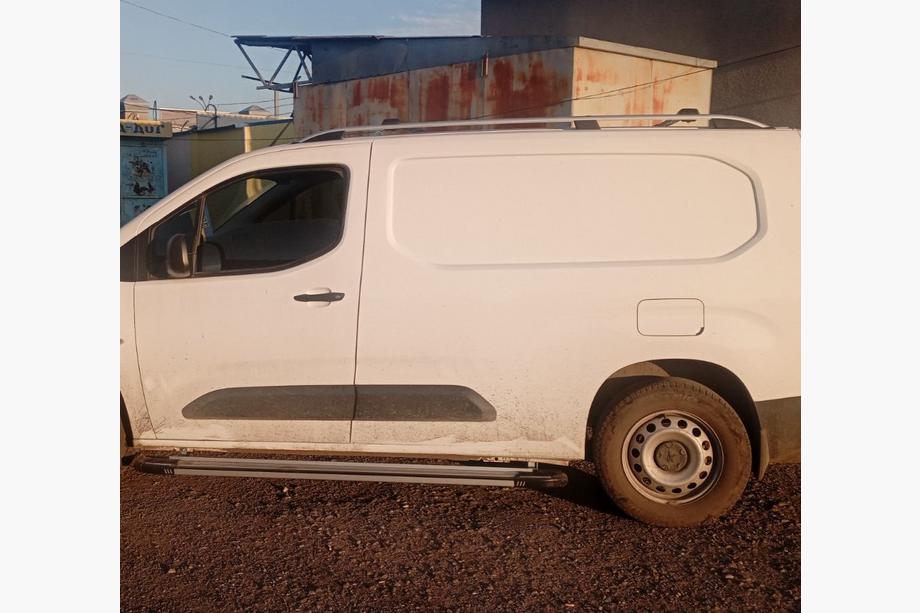 Peugeot Partner/Rifter 2019- Dachreling Skyport (silber) Langer Radstand Foto 2