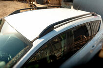 Ford Kuga/Escape 2013-2019 Dachreling Skyport (schwarz) Foto 5