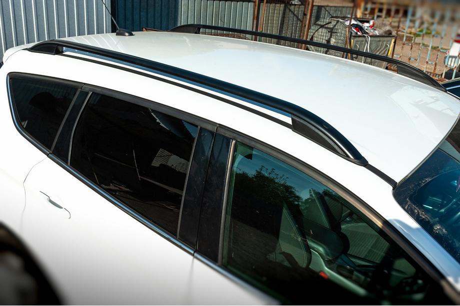 Ford Kuga/Escape 2013-2019 Dachreling Skyport (schwarz) Image