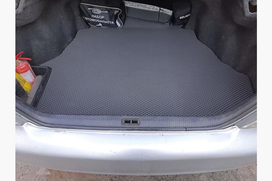 Toyota Camry 2001-2006 Kofferraummatte (EVA, Schwarz) Image