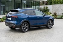 Nissan Qashqai 2021- Seitenschweller Tayga Black (2 Stk., Aluminium) Foto 1