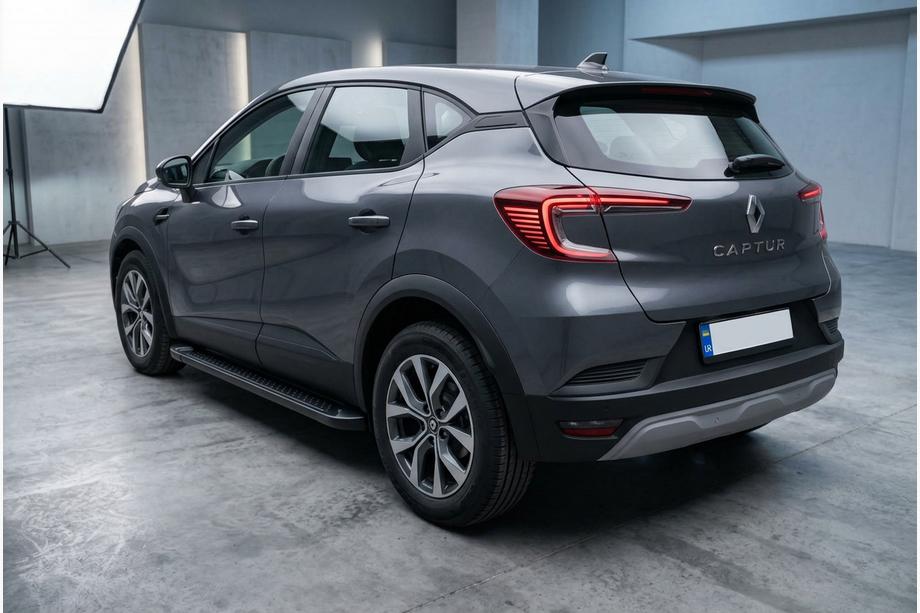 Renault Captur 2019- Trittbretter Allmond Black (2 Stk., Aluminium) Image