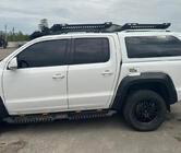 Volkswagen Amarok 2010-2022 Seitenstufen Dakar V2 mit LED (2 Stk, Metall) Foto 6