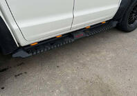Volkswagen Amarok 2010-2022 Seitenstufen Dakar V2 mit LED (2 Stk, Metall) Foto 12