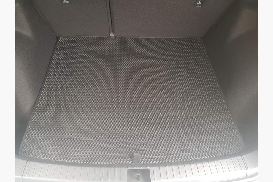 Volkswagen E-Tharu 2020- Kofferraummatte (EVA, Schwarz) Image