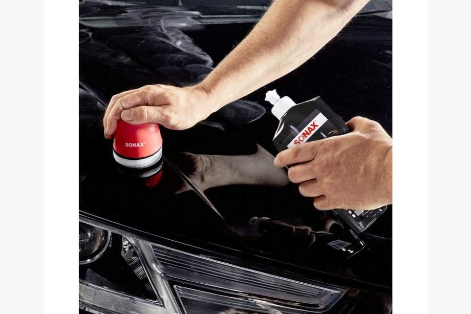 Sonax NanoPro Farbpolitur Schwarz mit Wachs 250 ml Foto 2
