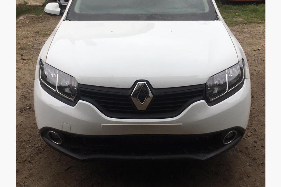 Renault Logan II 2013-2022 Emblem (Türkei) Foto 2