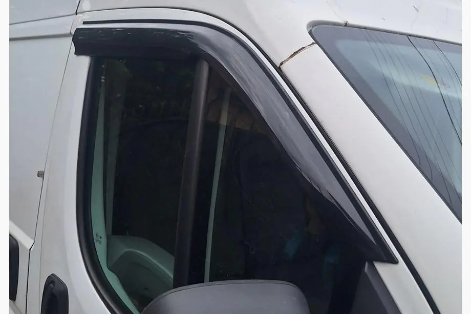Fiat Ducato 2006-2025 Windabweiser (2 Stk., Sunplex) Foto 8
