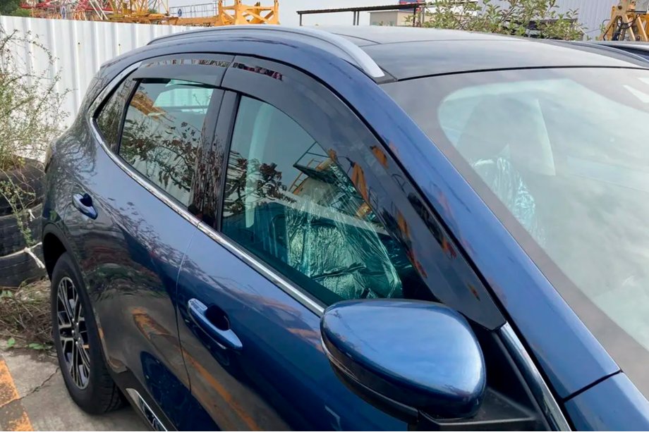 Ford Kuga/Escape 2019- Windabweiser (4 Stk, HIC) Foto 1