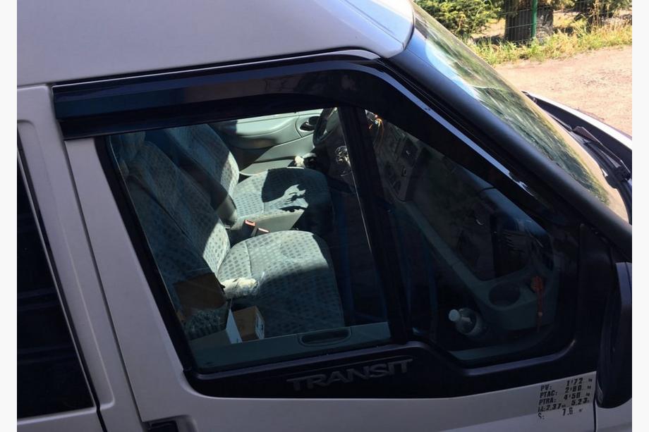 Ford Transit 2000–2014 Windabweiser (2 Stk., Sunplex Sport) Foto 4