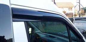 Ford Connect 2006–2009 Windabweiser (2 Stk., Sunplex Sport) Foto 4