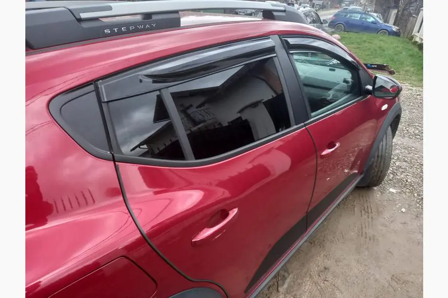 Dacia Sandero 2021- Windabweiser (4 Stk., Sunplex Sport) Image