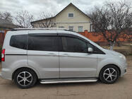 Ford Courier 2014-2023 Windabweiser (4 Stk., Sunplex Sport) Foto 4