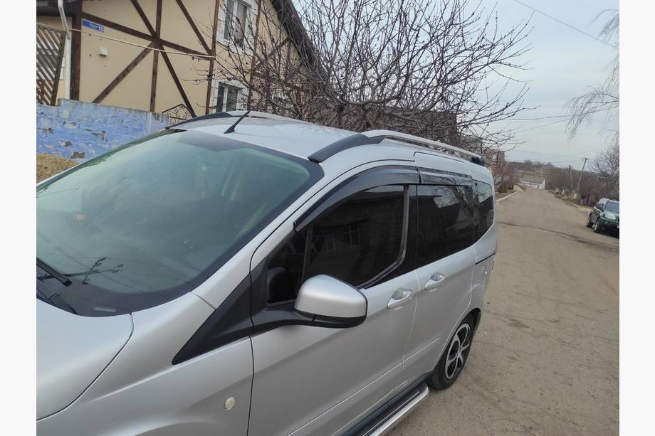 Ford Courier 2014-2023 Windabweiser (4 Stk., Sunplex Sport) Image