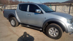 Mitsubishi L200 2006-2015 Windabweiser (4 Stk., Sunplex Sport) Foto 9