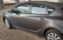 Opel Astra J 2009-2015 Windabweiser HB/SD (4 Stk., Sunplex Sport) Foto 1