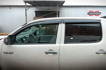 Toyota Hilux 2006-2015 Windabweiser (4 Stk., Sunplex Sport) Foto 3