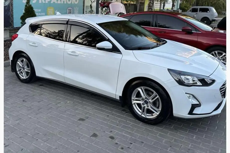 Ford Focus IV 2018- Windabweiser mit Chromleiste HB/SD (4 Stk., Sunplex Chrome) Image