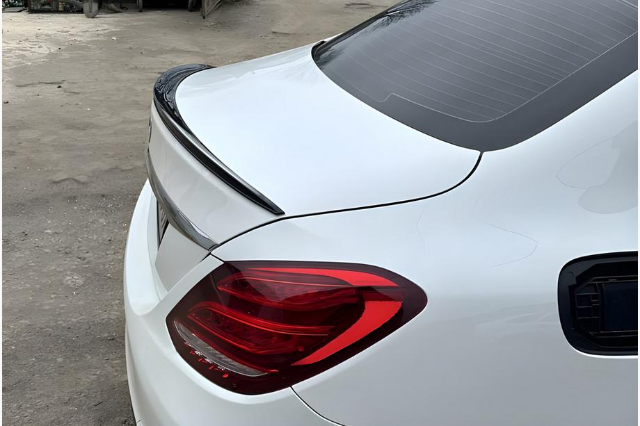 Mercedes C-class W205 2014-2021 Heckspoiler LIP (Sunplex, schwarz) (125,9cm *6cm) Image
