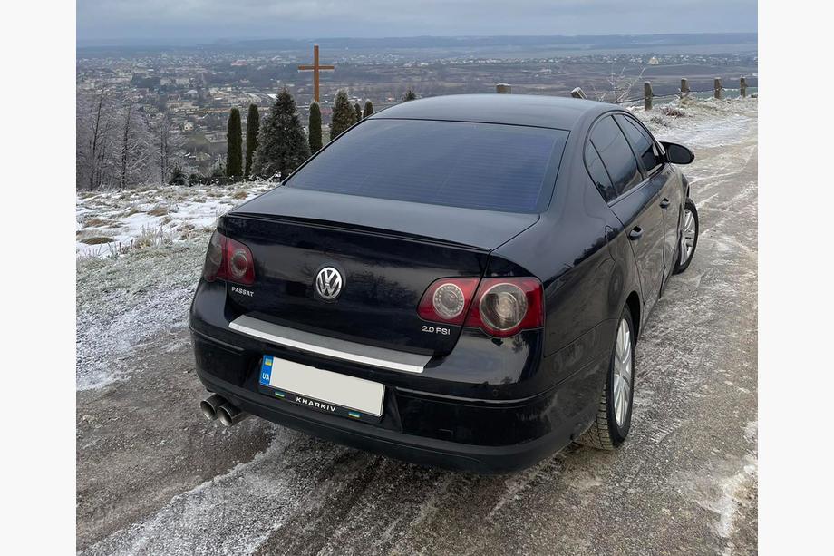 Volkswagen Passat B6 2006-2012 Heckspoiler LIP (Sunplex, schwarz) (115,8cm x 6,3cm) Image