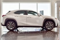 Lexus UX 2018- Windabweiser mit Chromleiste (4 Stk, HIC) Foto 2