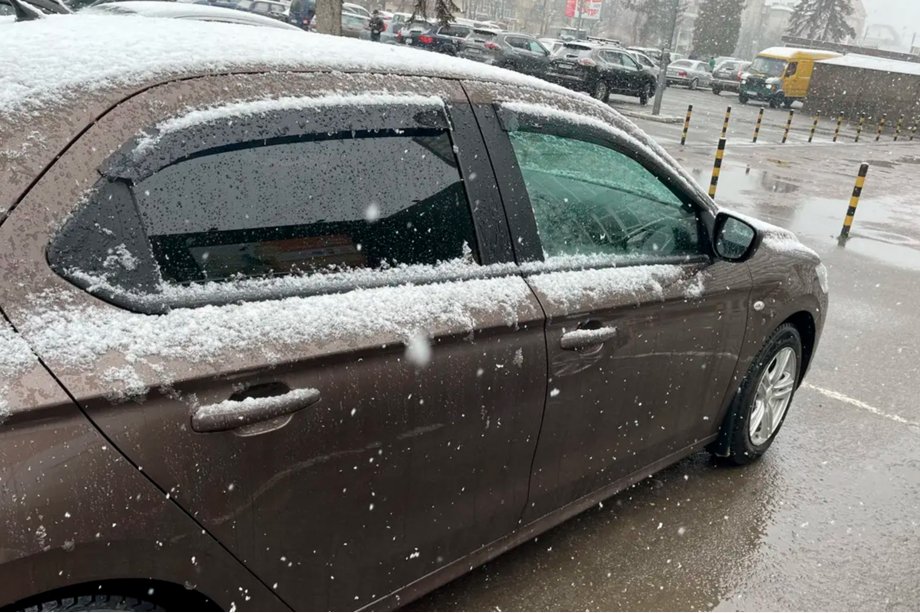 Peugeot 301 2012- Windabweiser (4 Stk, HIC) Foto 4