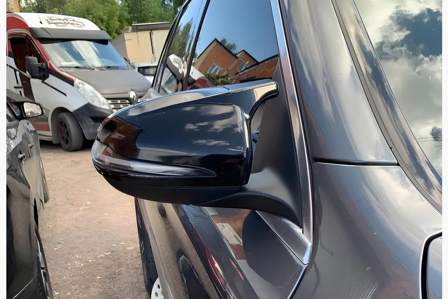 Mercedes GLC X253 2015-2022 Spiegelabdeckungen AMG-Look (2 Stk) Foto 6