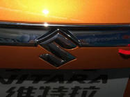 Suzuki Vitara 2015- Chromleiste über dem Kennzeichen Libao (ABS) Foto 2