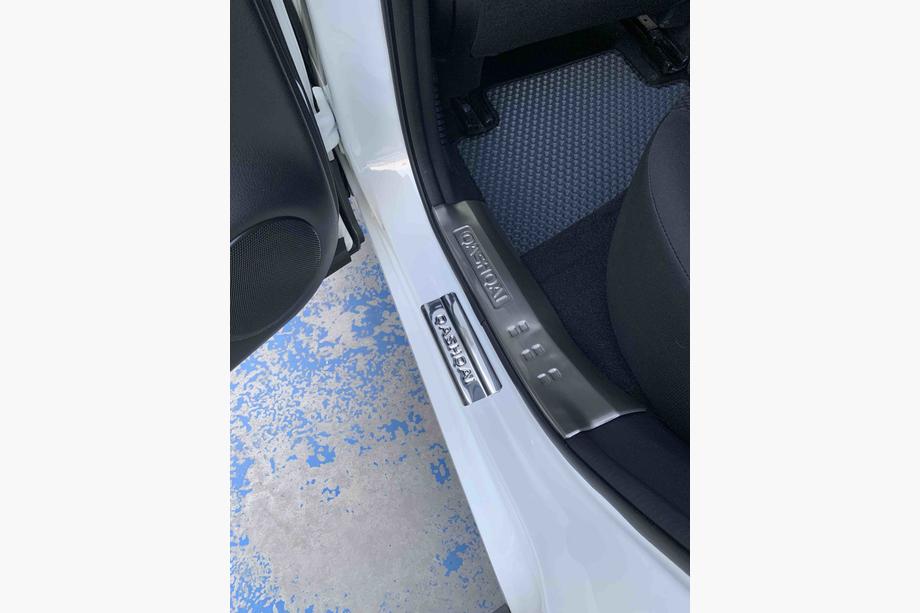 Nissan Qashqai 2014-2021 Einstiegsleisten Abdeckungen (Kunststoff) Libao Foto 3