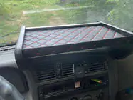 Mercedes Sprinter W901/902/903/904/905 1995–2006 Armaturenbrett Ablage (2000-2006, Schwarz mit roter Naht) Foto 6