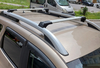 Dacia Duster 2008-2018 Dachträger für Reling abschließbar Skybar V1 (2014-2018, 2 Stk) 2014-2018, Grau Foto 1