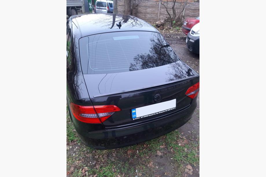 Skoda Superb 2009-2015 Heckspoiler LIP (Sunplex, schwarz) (115,8cm x 6,3cm) Foto 7