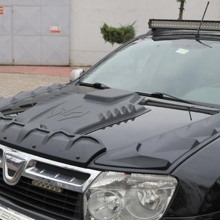 Motorhaubenabdeckung Set DRAGON (3 Stk) Renault Duster 2008–2017 Foto 1