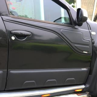 Obere Türleisten (2 Stück) Renault Duster 2008–2017 Foto 4