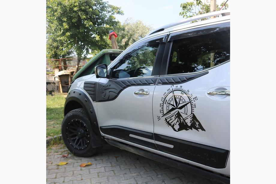 Nissan Navara/NP300 2016- Tuerleisten oben (6 Stk, ABS) Image