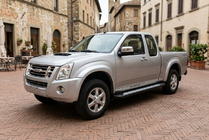 Isuzu D-Max 2002-2011 Seitenschweller Vision New Schwarz (2007-2012, 2 Stk., Aluminium) Foto 1
