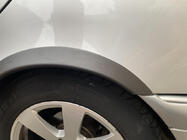 Mercedes C-class W202 1993-2001 Kotflügelverbreiterungen (4 Stk, schwarz, ABS-Kunststoff) Foto 3