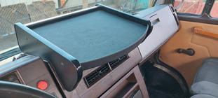 Mercedes T2 (507-814) 1967-1996 Armaturenbrett-Ablage (Typ-3) Foto 1