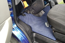 Volkswagen T4 Caravelle/Multivan 1990–2003 EVA Fußmatten (Blau) Foto 1