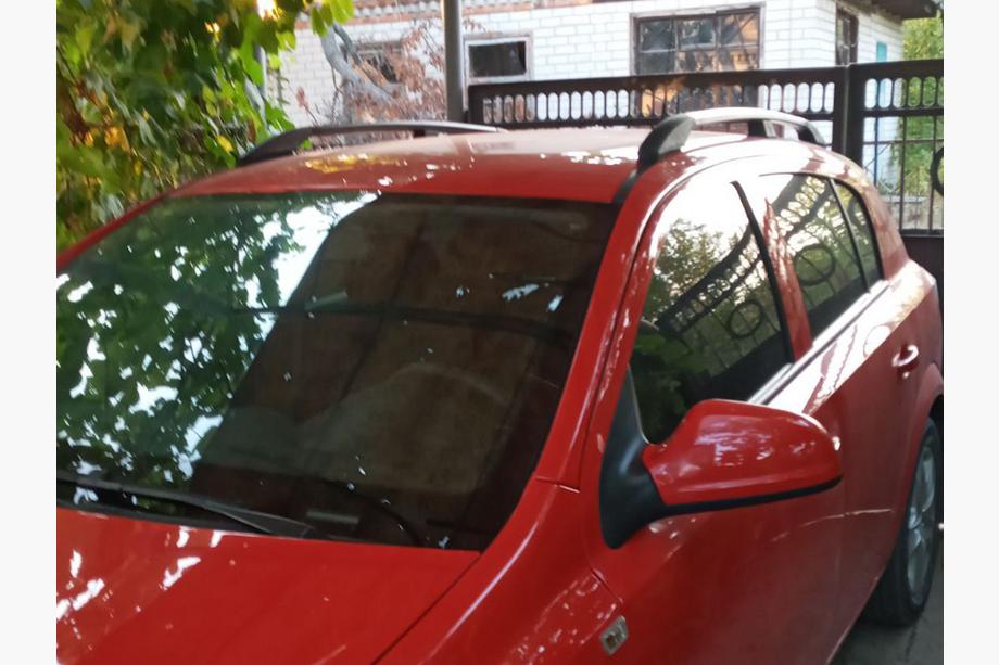 Opel Astra H 2004-2013 Aluminium Dachreling (HB, schwarz) Image