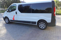 Renault Trafic 2001–2015 Original Türschutzleiste gebraucht (L1) Foto 1