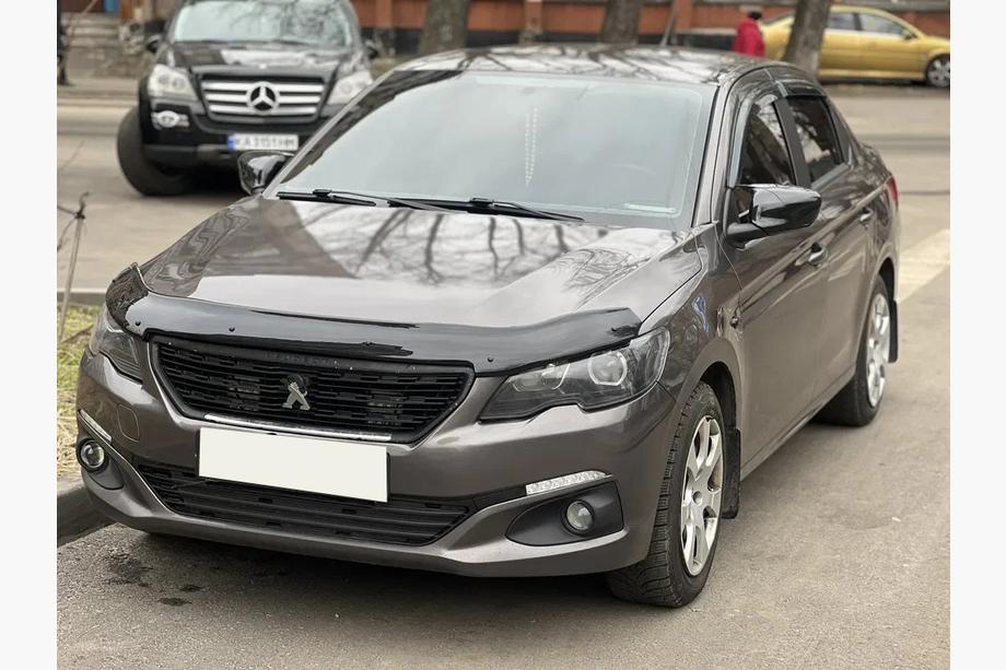 Peugeot 301 2012- Motorhaubenschutz 2017+ (EuroCap) Image